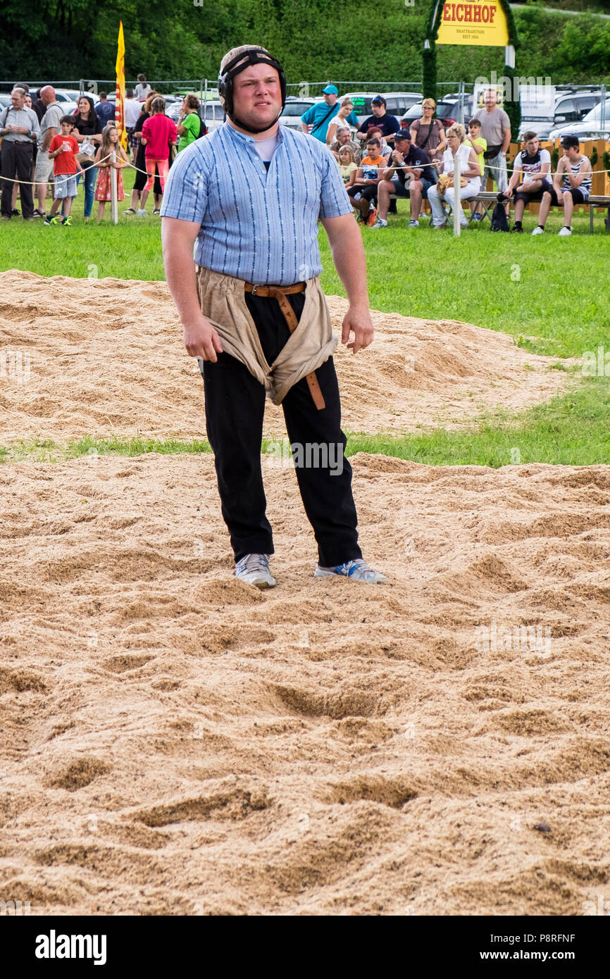 Schweizer Ringen Schweizer Ringen Stockfotos und -bilder Kaufen - Alamy
