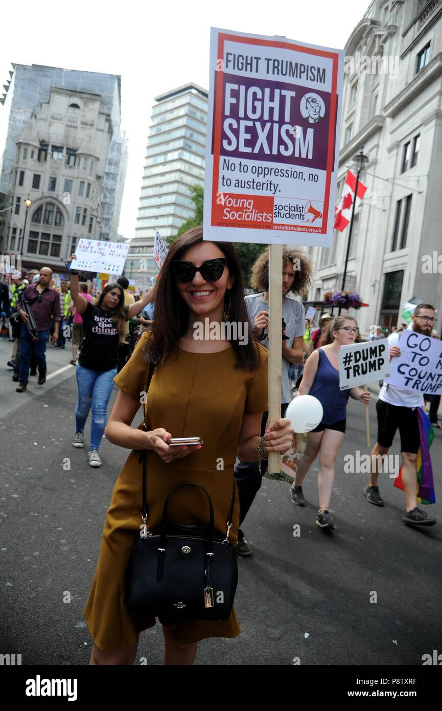 London, Großbritannien. 13. Juli 2018. Demonstration gegen den Besuch von US-Präsident Donald Trump, London, UK Credit: Finnbarr Webster/Alamy leben Nachrichten Stockfoto