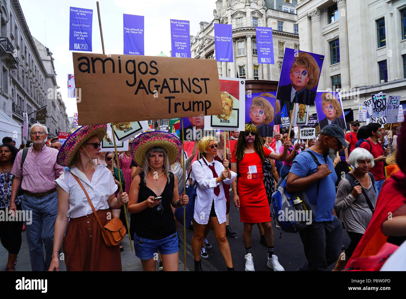 Demonstranten, die gegen Donald Trump Besuch in Großbritannien im Regent Streetin Central London. Foto Datum: Freitag, 13. Juli 2018. Foto: Roger Garfield/Alamy Stockfoto