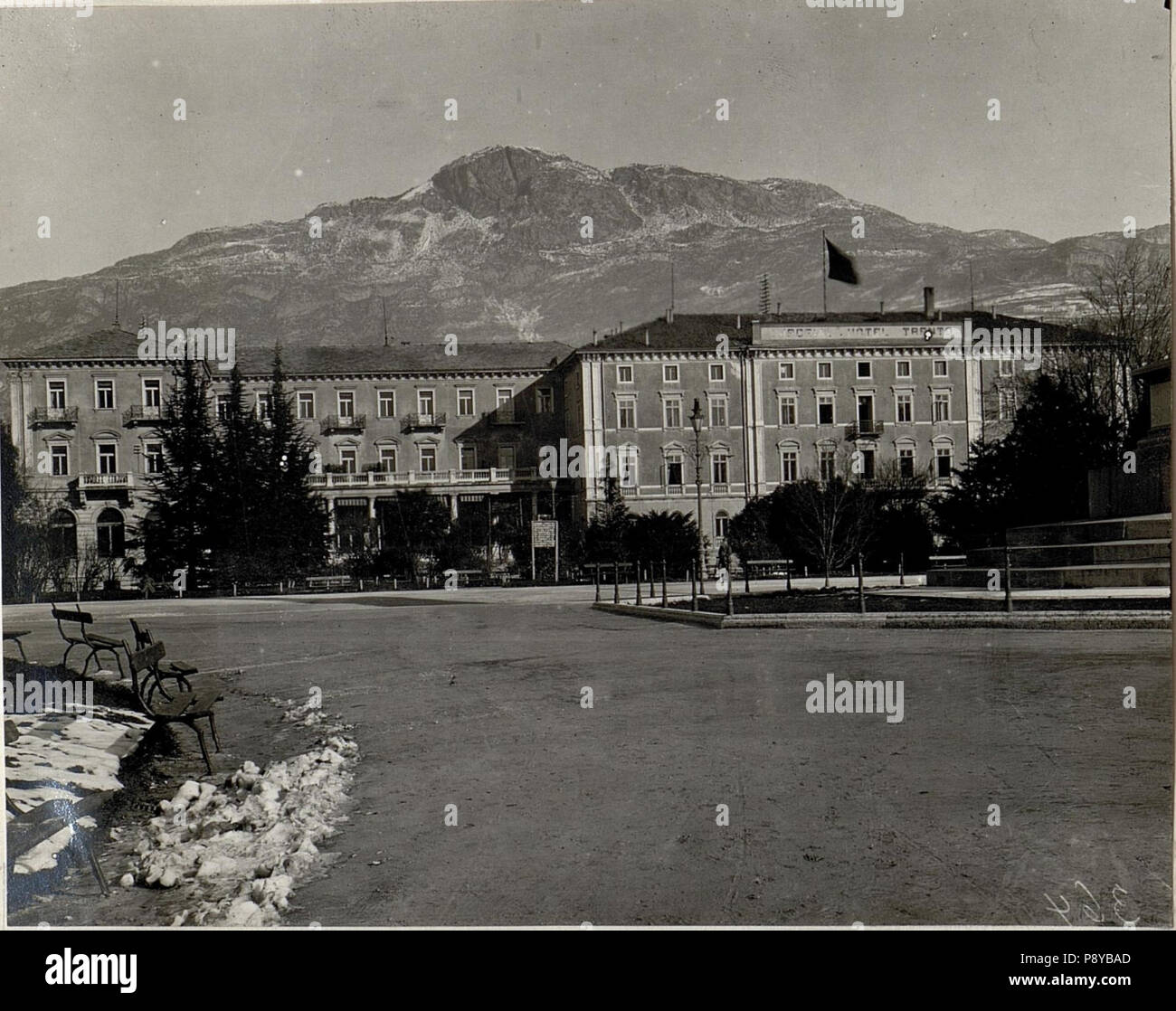 294 Seminarraum des 11. armeekommandos Hotel Trento in Trient (BildID) 15627586 Stockfoto