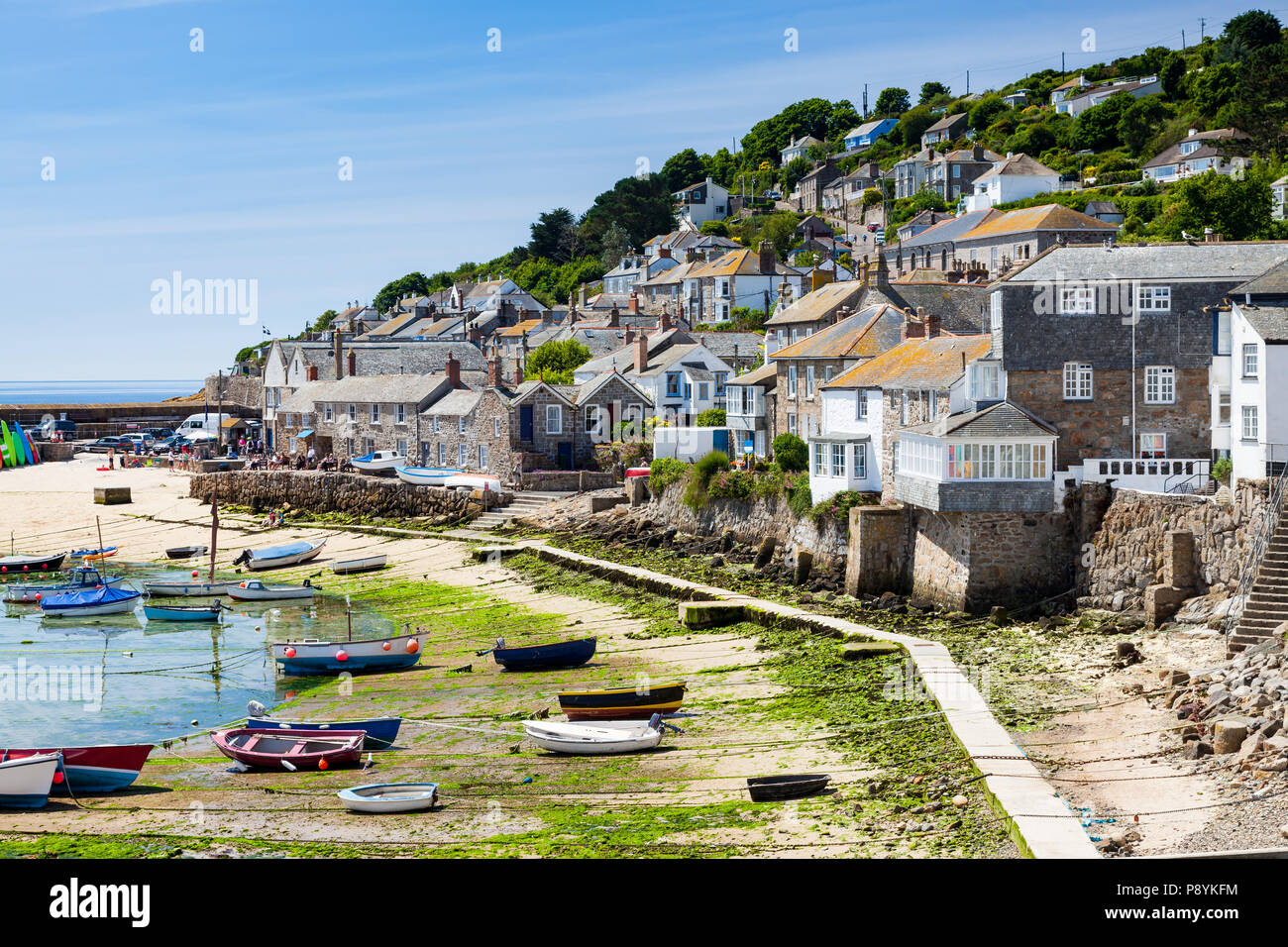 Das schöne Dorf und Hafen von Mousehole in der Nähe von Penzance Cornwall England UK Europa Stockfoto