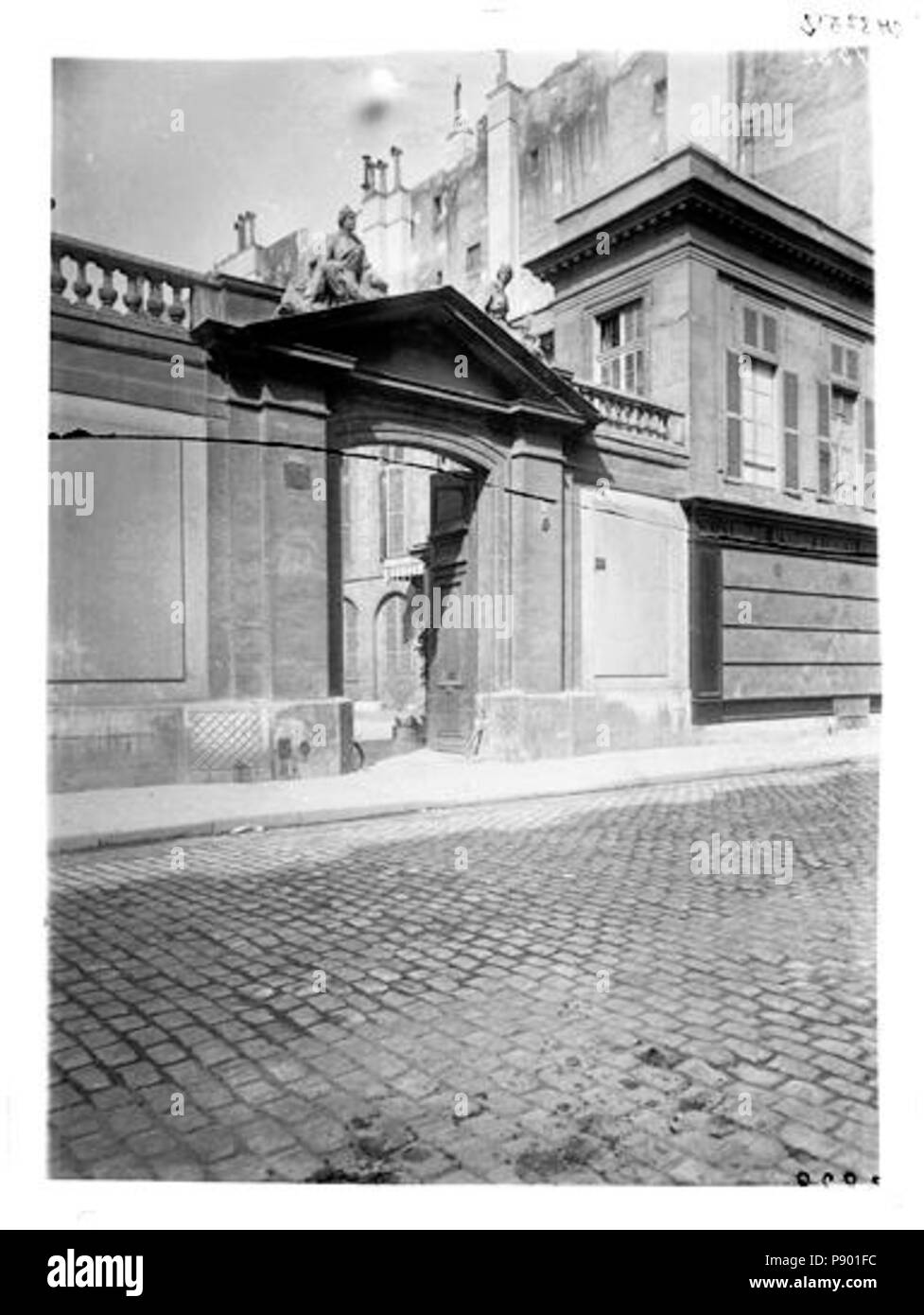 334 Hôtel de Chantosme, Hôtel de Brancas - Fassade sur Rue Portail-Paris 06 - Médiathèque de l'architecture et du patrimoine - APMH 00037582 Stockfoto