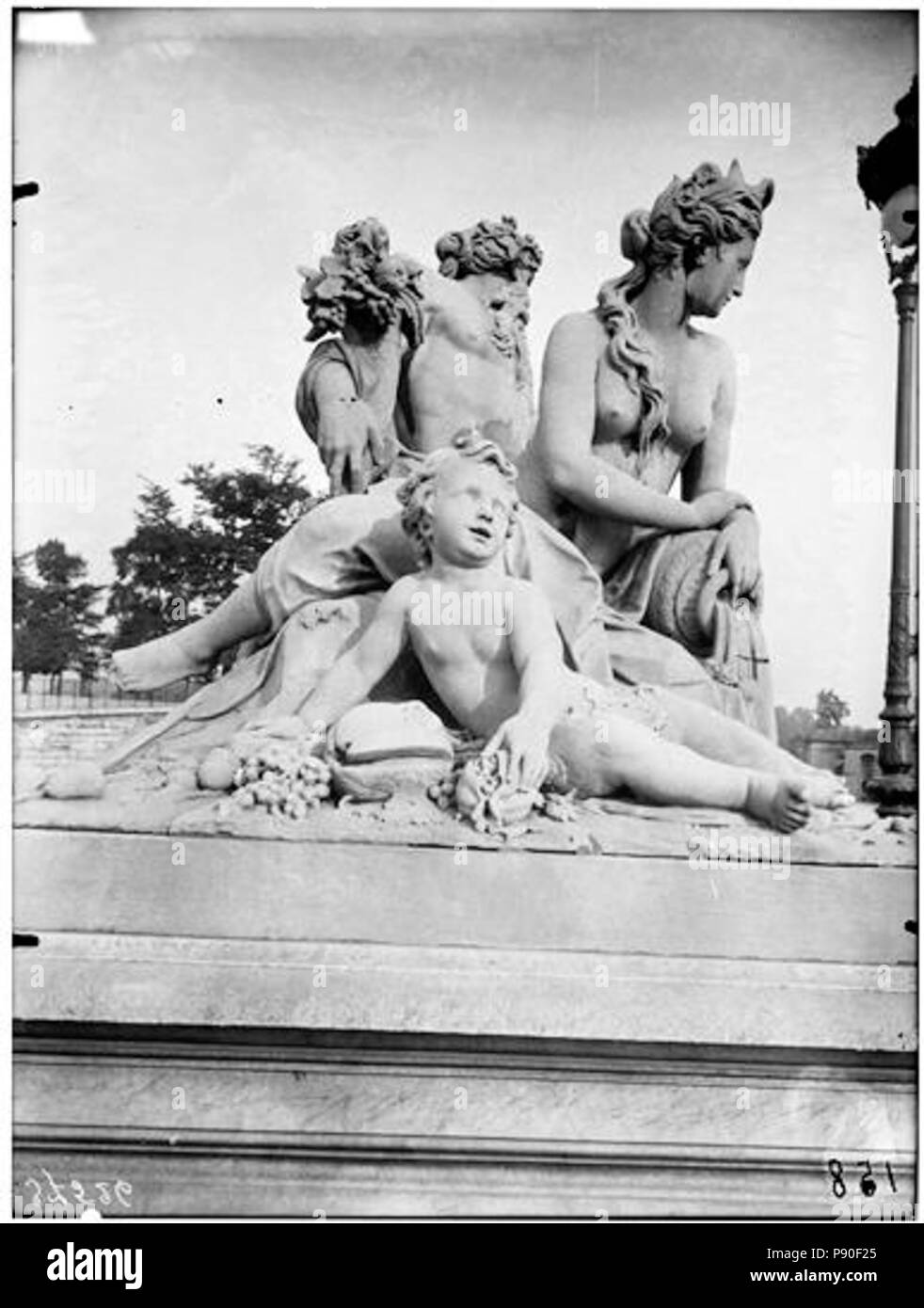 348 Jardin des Tuileries - Statue de la Loire et du Loiret, du Rhône et de la Saône-Paris 01 - Médiathèque de l'architecture et du patrimoine - APMH 00037526 Stockfoto
