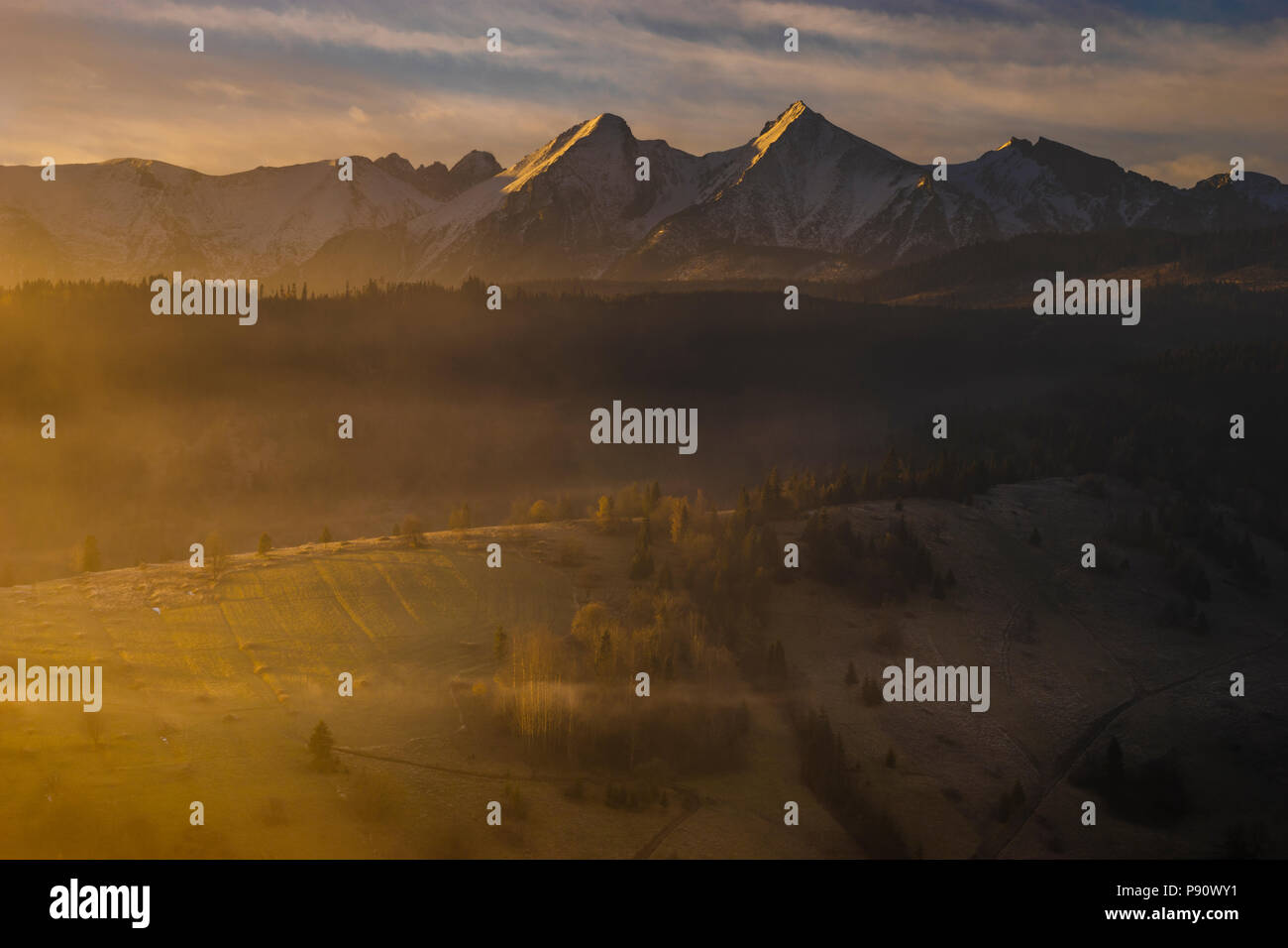 Panorama der Tatra in den Morgen Stockfoto