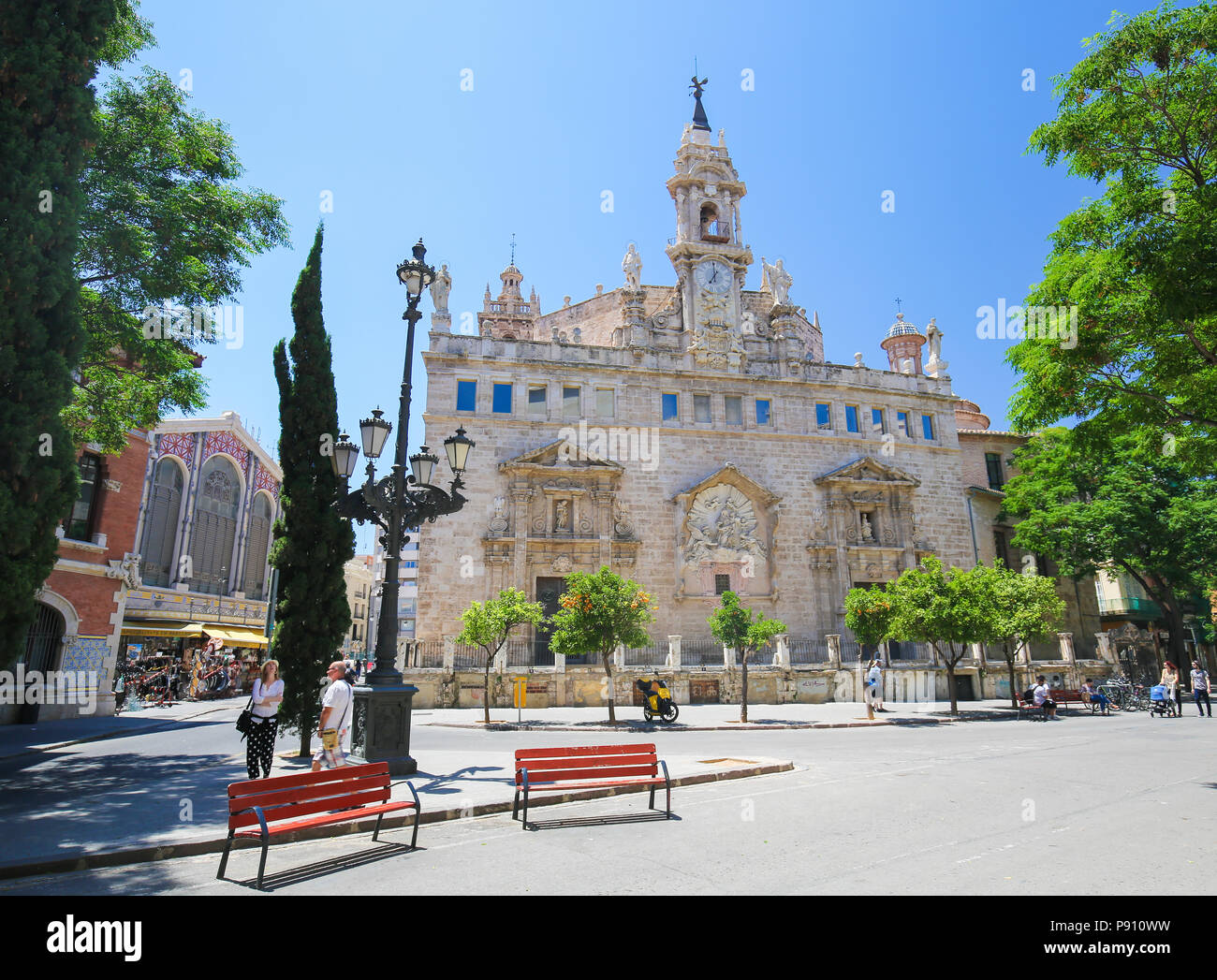 Kirche von Santos Juanes ist eine römisch-katholische Kirche in der mercat Nachbarschaft der Stadt Valencia, Spanien Stockfoto