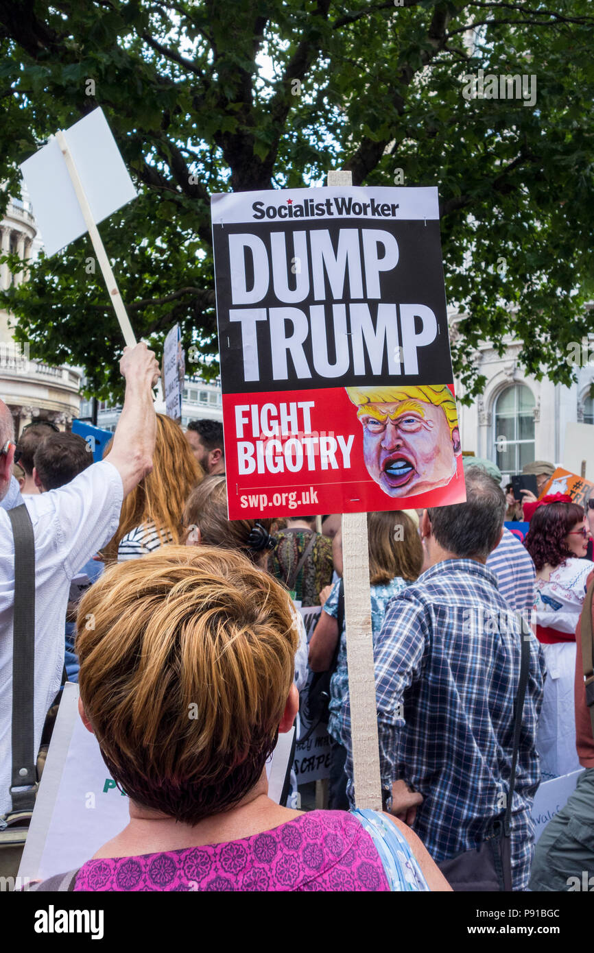 London, England, UK. 13. Juli, 2018. Demonstranten in London, um gegen Donald Trump Besuch in Großbritannien © Benjamin John/Alamy Leben Nachrichten. Stockfoto