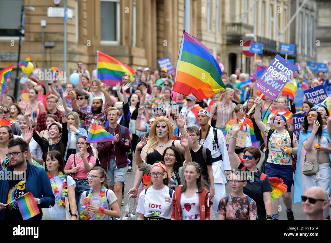 Stolz Glasgow 2018 dargestellt nach oben St. Vincent Street, Glasgow. Stockfoto