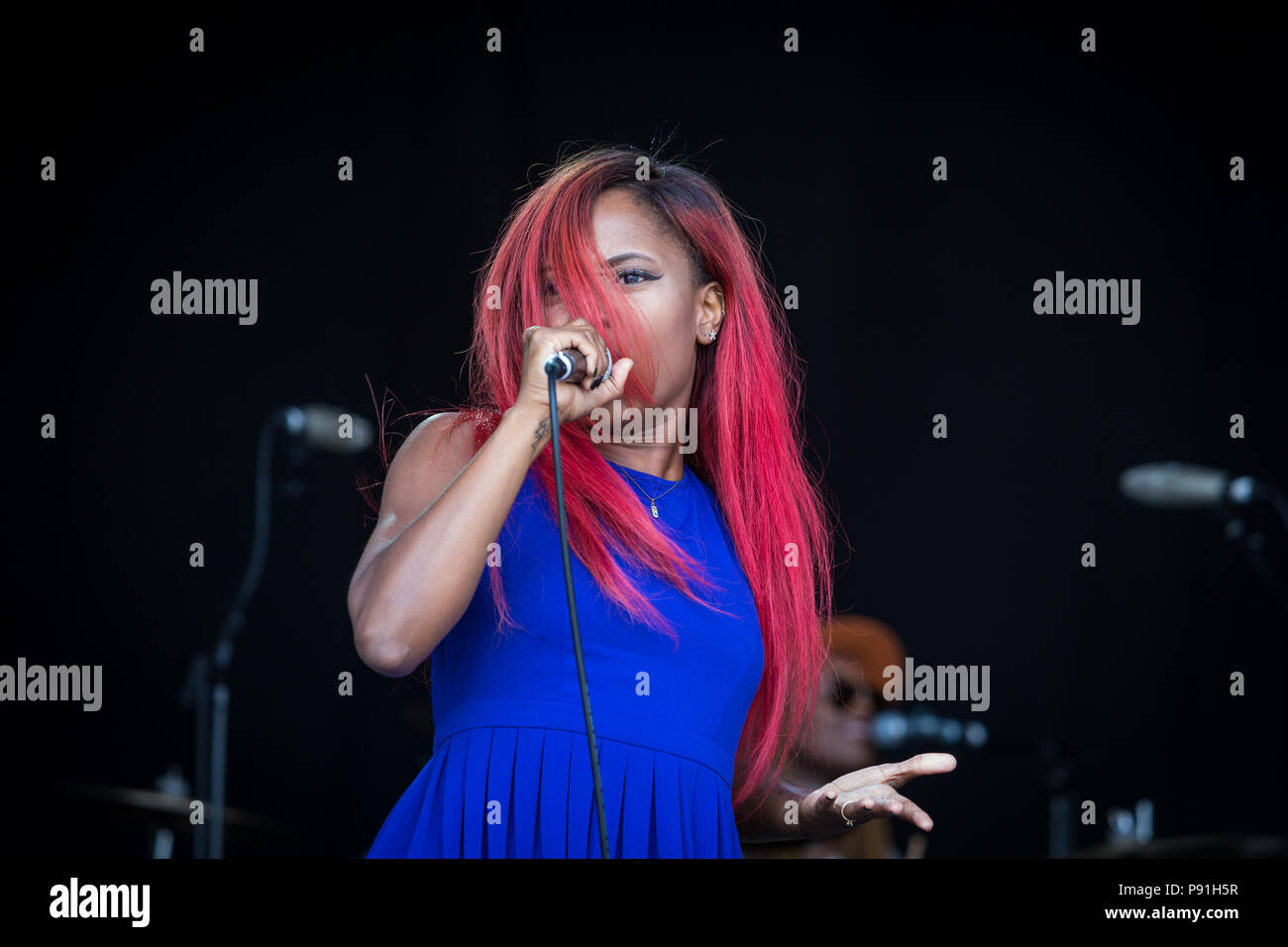 Große Tew, Oxfordshire, UK, 14. Juli 2018. Südliche Avenue live am 2018 Cornbury Festival, tolle Tew, Oxfordshire Credit: John lambeth/Alamy leben Nachrichten Stockfoto