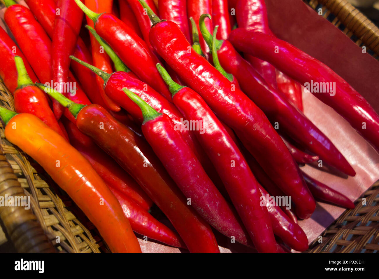 Frische rote Chili Nahaufnahme Hintergrund Stockfoto