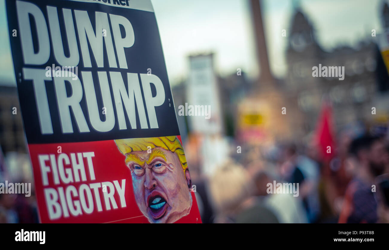 LONDON, Großbritannien - 13 Juli, 2018: Detail Eines gegen Donald Trump Plakat an der Dump Trump Kundgebung in London Stockfoto