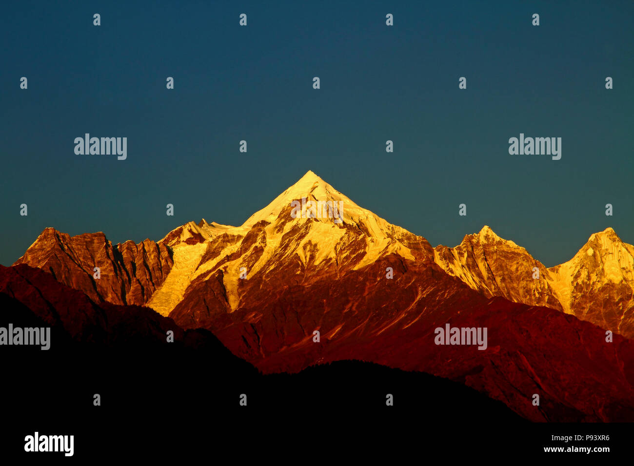 Sonnenuntergang von Kumayun Munsiyari, Himalaya, Uttarakhand, Indien Stockfoto