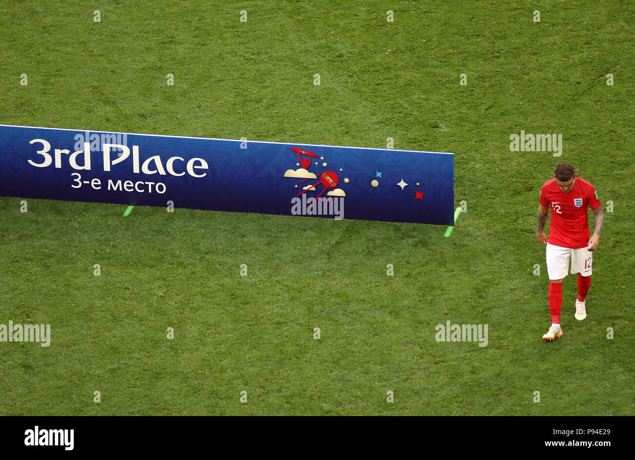 England's Kieran Trippier erscheint niedergeschlagen nach dem letzten während der Fußball-WM den dritten Platz spielen Pfeifen-off Spiel in Sankt Petersburg Stadion. Stockfoto