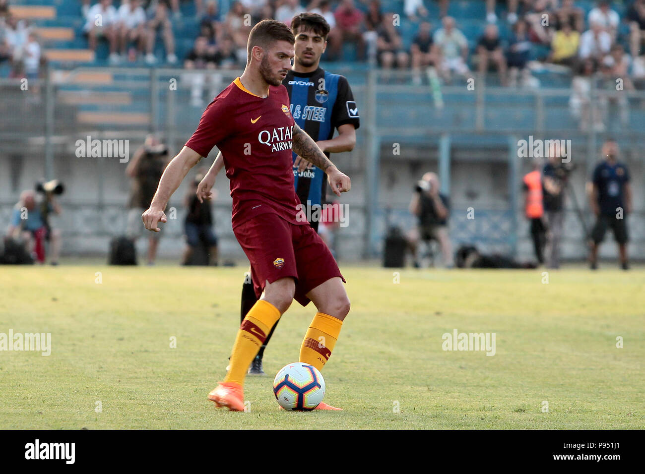 Latina (LT), 14.07.2018. Prima partita Pro amichevole La als Roma, che incontra il Latina. Nella Foto: Davide Santon in Azione. Latina (LT), 14.07.2018. Erste Saison Testspiel für die AS Roma, die erfüllt Latina. Im Bild: Davide Santon in Aktion. Stockfoto