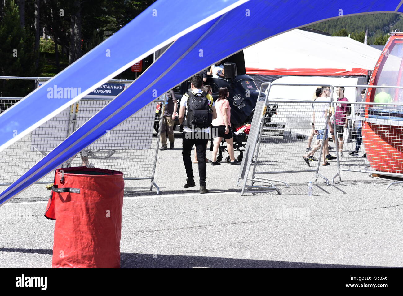 Vallnord, La Massana, Andorra. 14. Juli 2018. Downhill Qualifikation Session, UCI Mountain Bike World Cup Vallnord, Andorra. 14/07/2018 Credit: Martin Silva Cosentino/Alamy leben Nachrichten Stockfoto