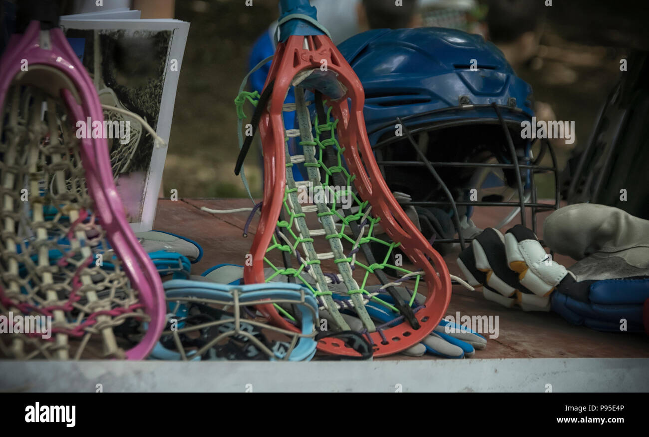 Eine Nahaufnahme von lacrosse Sportausrüstung Stockfoto