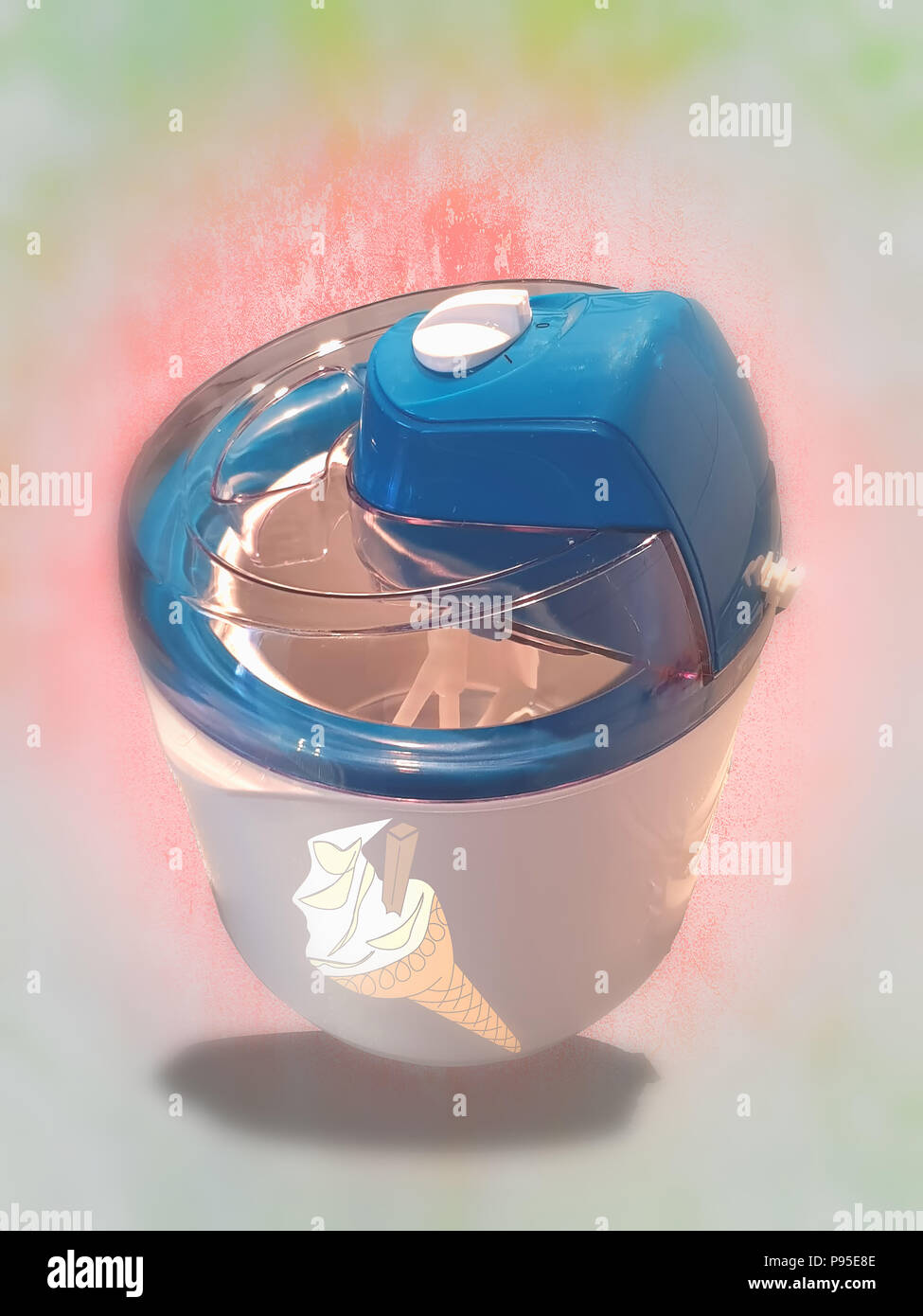 Hausgemachtes Eis, Eis Maschine für die Herstellung von Eiscreme Stockfoto