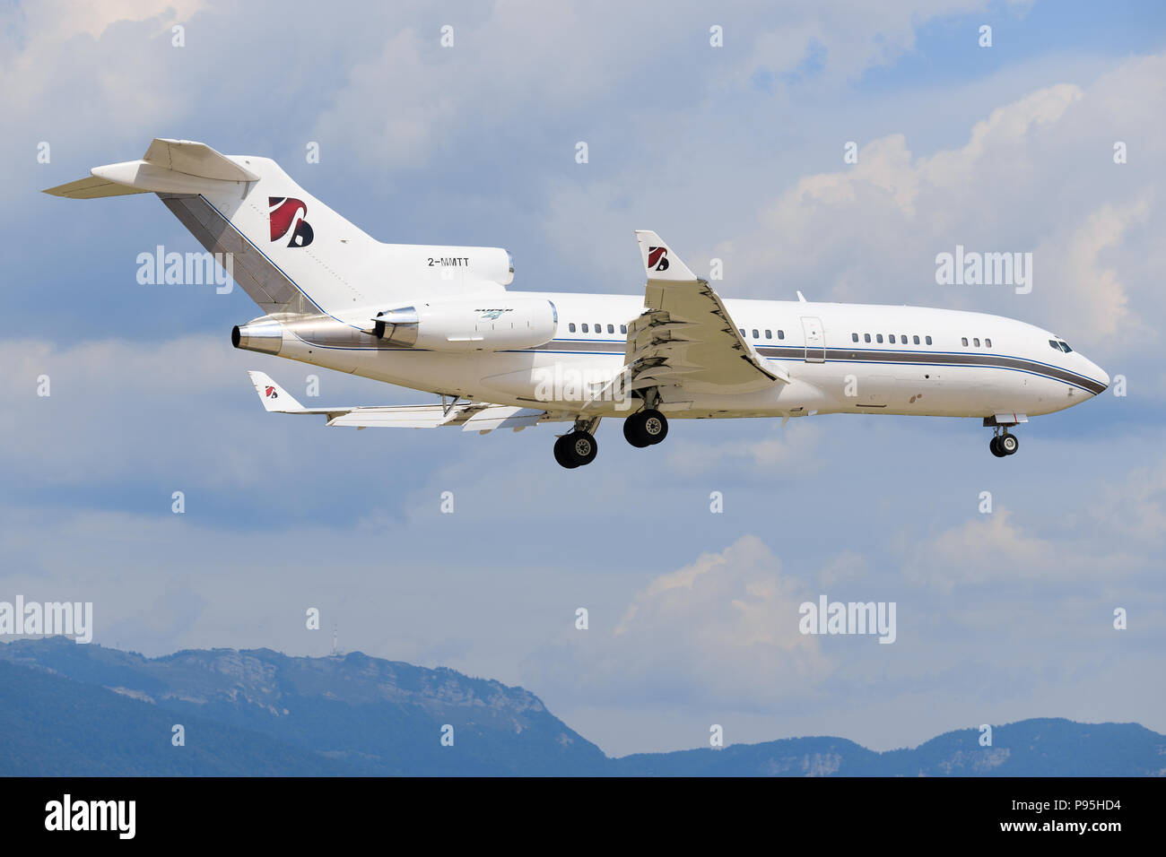 Genf/Schweiz vom 20. Juni 2018: Boeing 727 aus Platin Dienstleistungen in Genf Flughafen. Stockfoto