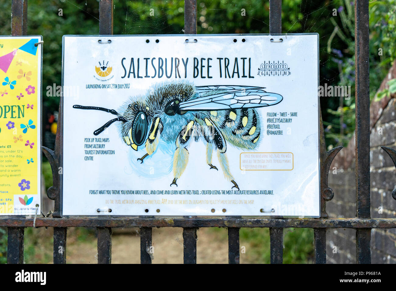 Salisbury Biene Trail Zeichen mit einer Abbildung einer Biene Stockfoto