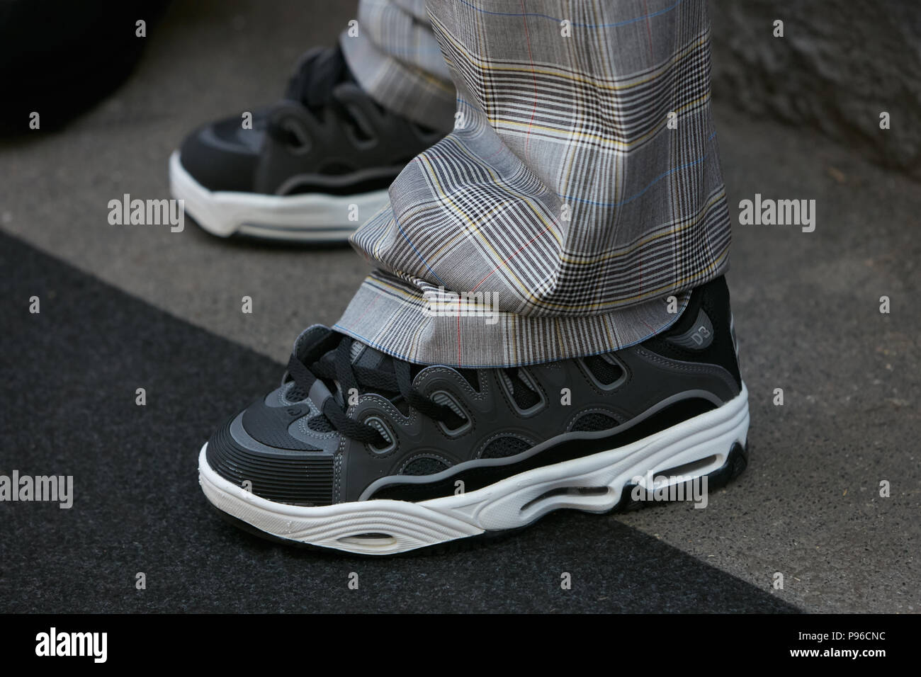 Skate Shoes Stockfotos & Skate Shoes Bilder Alamy Skate Shoes Stockfotos & Skate Shoes Bilder Alamy