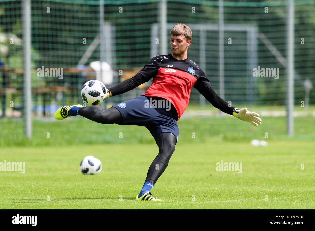 Tirol, Österreich. 15. Juli 2018. torwart Benjamin Uphoff (KSC) am T-Stück. GES/Fußball/3. Liga: Karlsruher SC - Trainingslager in Waidring, Tirol, Österreich Saison 2018/19, 15.07.2018 - | Verwendung der weltweiten Kredit: dpa Picture alliance/Alamy leben Nachrichten Stockfoto