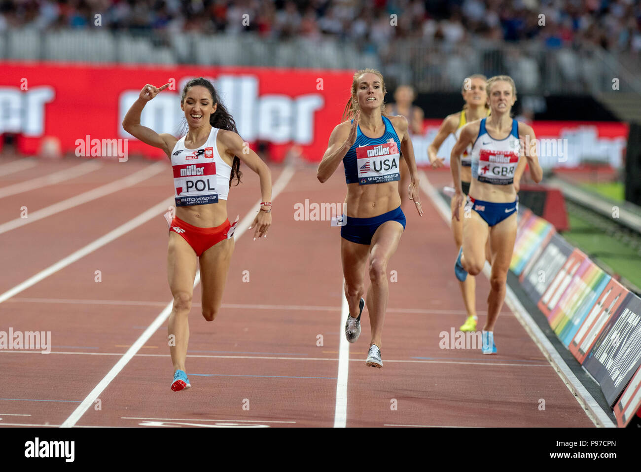 London, Großbritannien. 14. Juli 2018. Sofia Ennaoui (POL) gewinnt die 1500 m bei der Leichtathletik-WM auf dem Londoner Stadion, London, Great Britiain, am 14. Juli 2018. Credit: Andrew Torf/Alamy leben Nachrichten Stockfoto