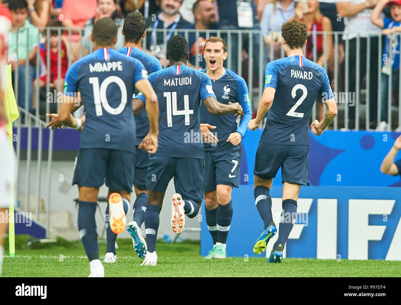 Moskau, Russland. 15. Juli 2018. Antoine GRIEZMANN, FRA 7 schießen Ziel für 1-0, Strafe, feiert sein Ziel FRANKREICH - KROATIEN FUSSBALL FIFA WM 2018 Russland, Endgültige, Saison 2018/2019, 15. Juli 2018 in Luzhniki Stadion Moskau, Russland. © Peter Schatz/Alamy leben Nachrichten Stockfoto