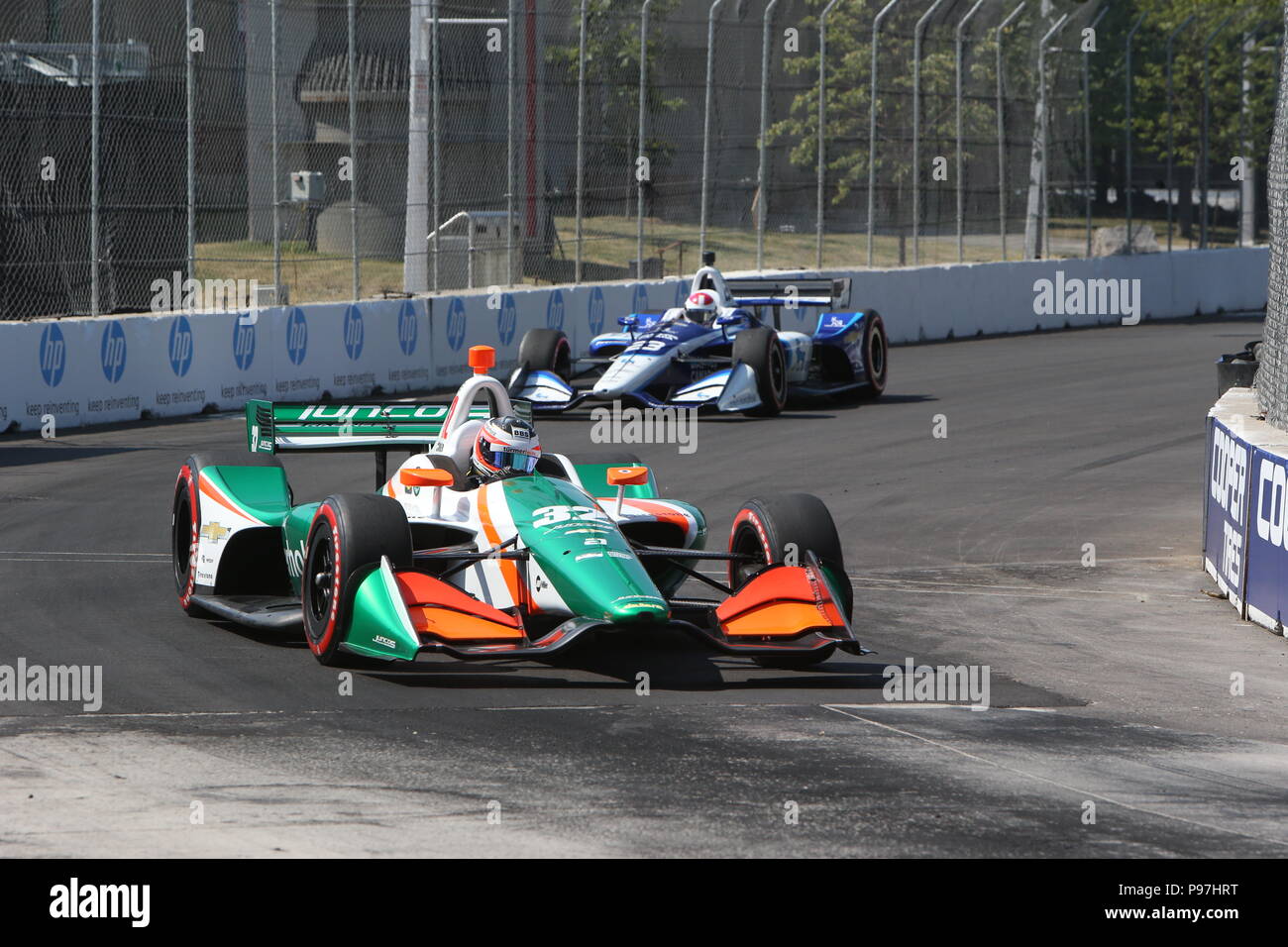 Toronto, Kanada. 15. Juli 2018. ToroDay 3 am Honda Indy in Toronto, Ontario, Kanada. Scott Dixon (9) gewinnt das Honda Indy nach führenden für 49 Runden. Simon Pagenaud (22) 2. und Robert Wickens (6) beendet 3. Credit: Lukas Durda/Alamy leben Nachrichten Stockfoto Toronto, Kanada. 15. Juli 2018. ToroDay 3 am Honda Indy in Toronto, Ontario, Kanada. Scott Dixon (9) gewinnt das Honda Indy nach führenden für 49 Runden. Simon Pagenaud (22) 2. und Robert Wickens (6) beendet 3. Credit: Lukas Durda/Alamy leben Nachrichten Stockfoto