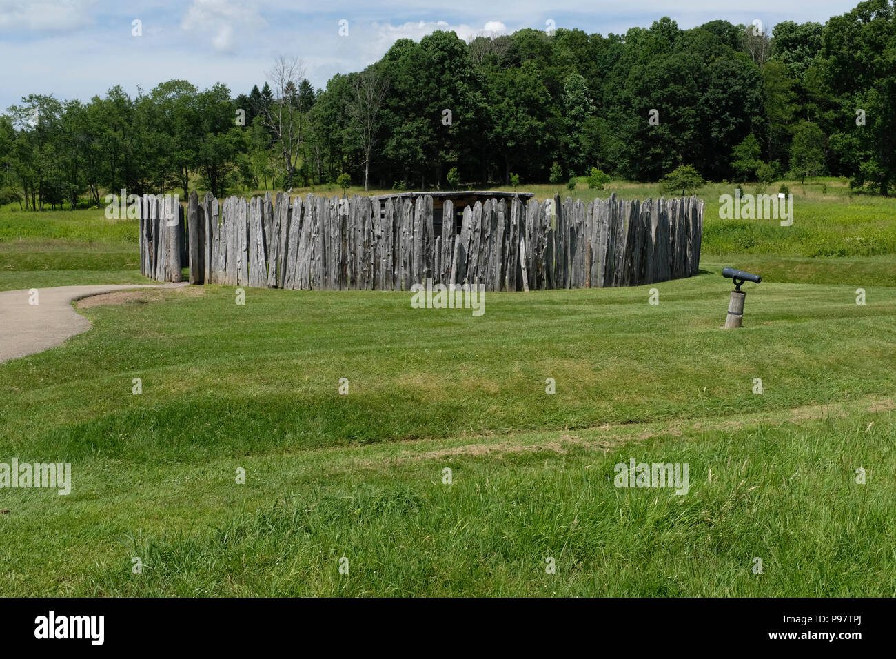 Fort Notwendigkeit im Fort Notwendigkeit National Battlefield Park, Farmington, Pennsylvania Stockfoto