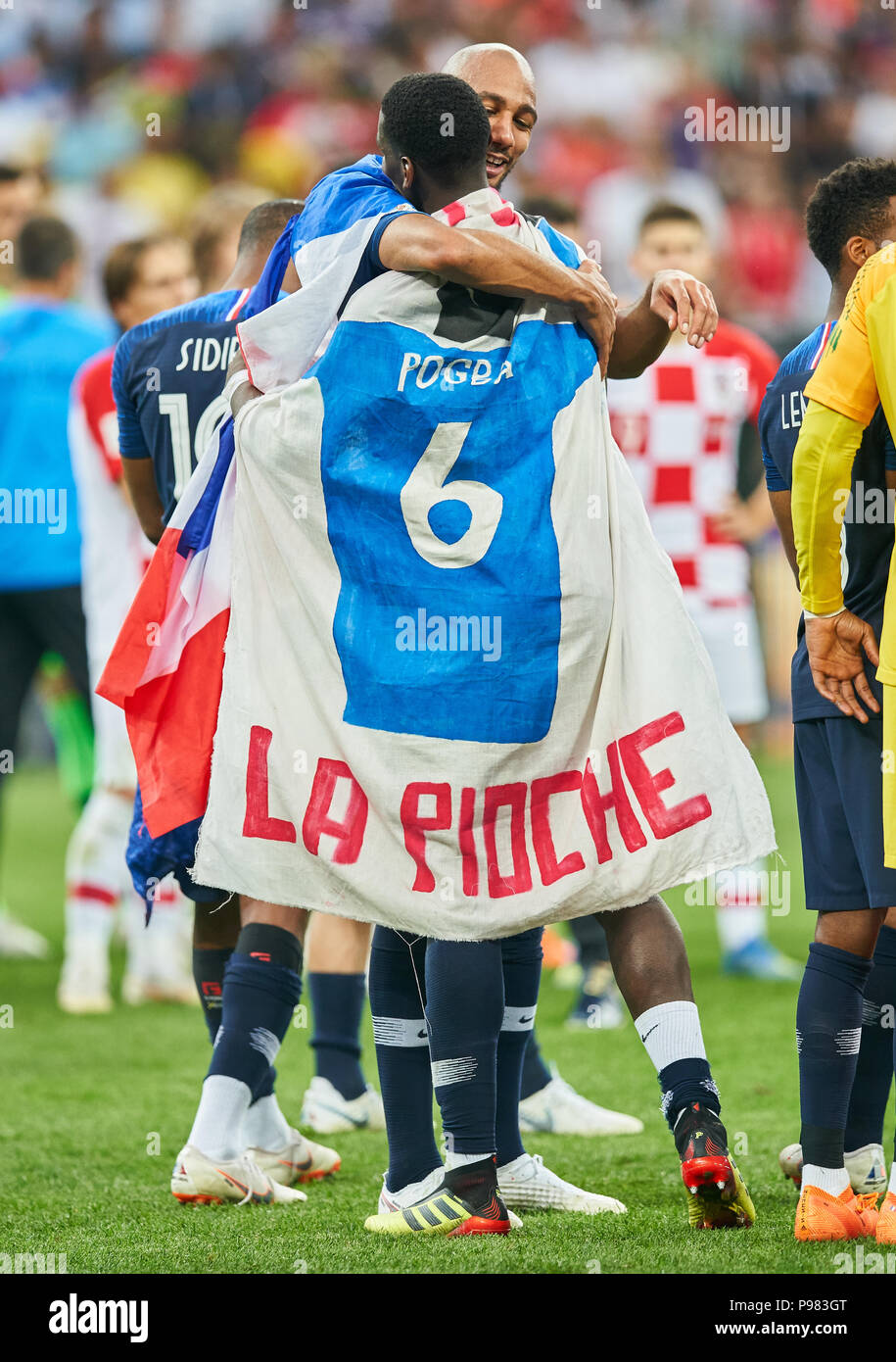 Moskau, Russland. 15. Juli 2018. Frankreich - Kroatien, Fußball, Moskau, 15. Juli 2018 Paul POGBA, FRA 6 Jubel, Freude, Emotionen, feiern, lachen, Jubeln, Jubeln, reißt die Arme, ballte die Faust, Frankreich - Kroatien 4-2 FUSSBALL FIFA WM 2018 Russland, Endgültige, Saison 2018/2019, 15. Juli 2018 in Luzhniki Stadion Moskau, Russland. © Peter Schatz/Alamy leben Nachrichten Stockfoto