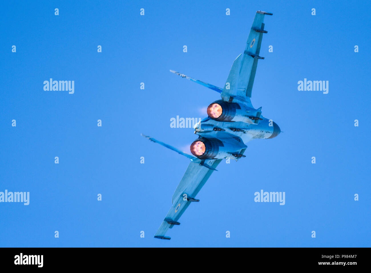 Ukrainische Suchoi Su-27 Flanker im Royal International Air Tattoo, RIAT 2018, RAF Fairford. Russische Kampfjets fliegen Airshow Air Display Stockfoto