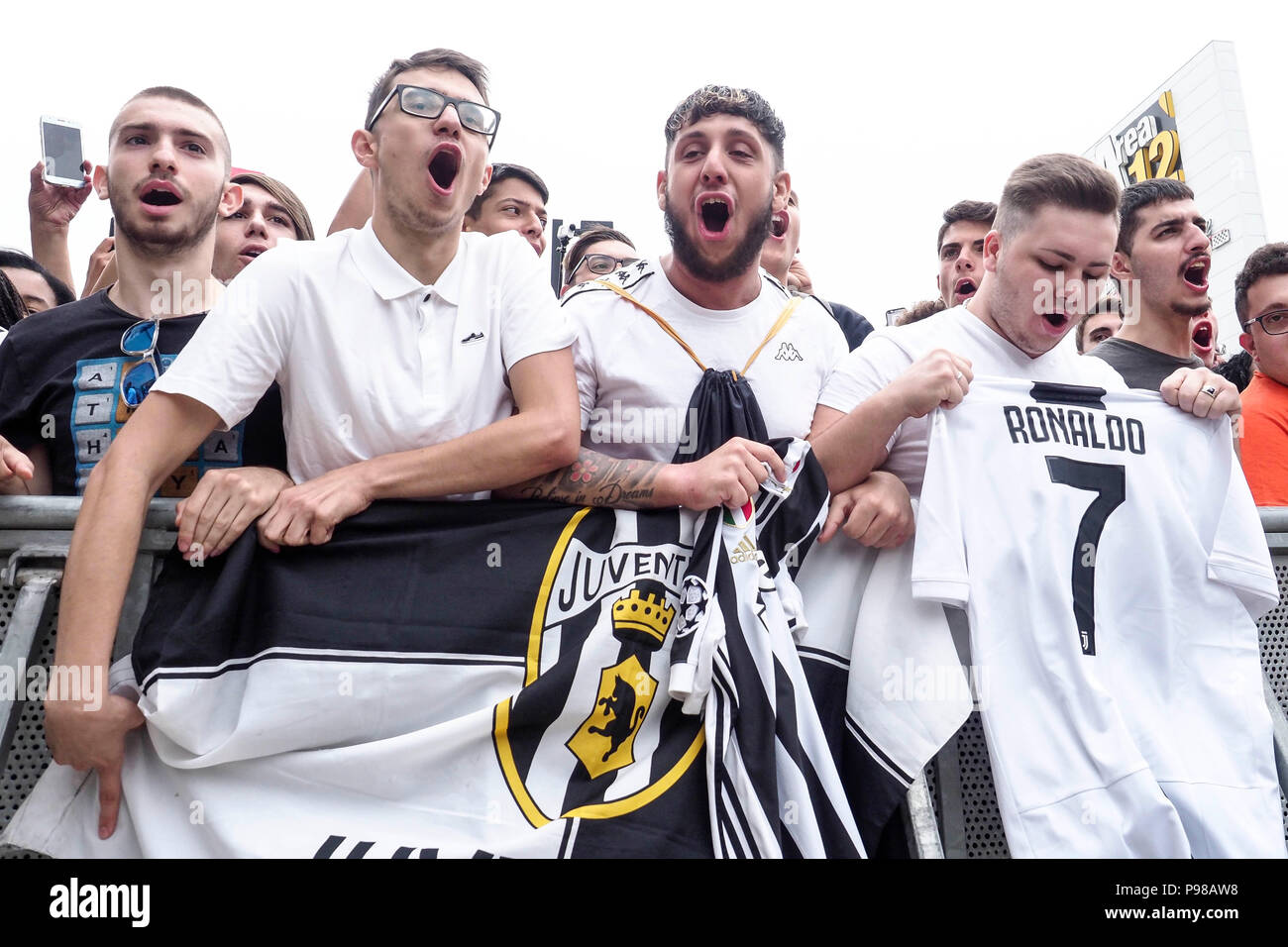 Turin Italien 16 Juli 2018 Turin Juventus Fans Warten Auf