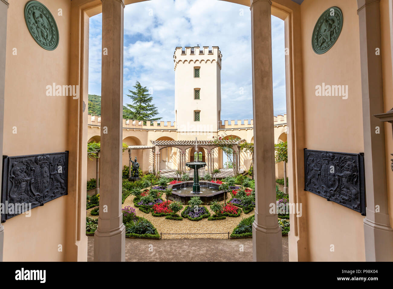 Der ummauerte Garten in Schloss Stolzenfels schloss am Rhein Deutschland Stockfoto