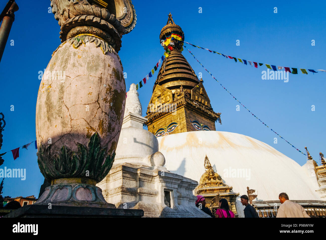 Tal von Katmandu, Nepal: Buddhistische Swayambhunath Stupa (aka Monkey Tempel) westlich von Kathmandu Stadt. Stockfoto