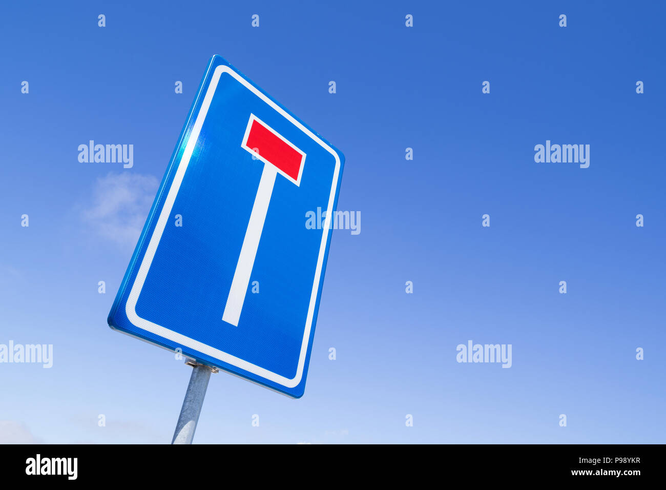Niederländische Verkehrszeichen: keine Durchzugsstraße Stockfoto