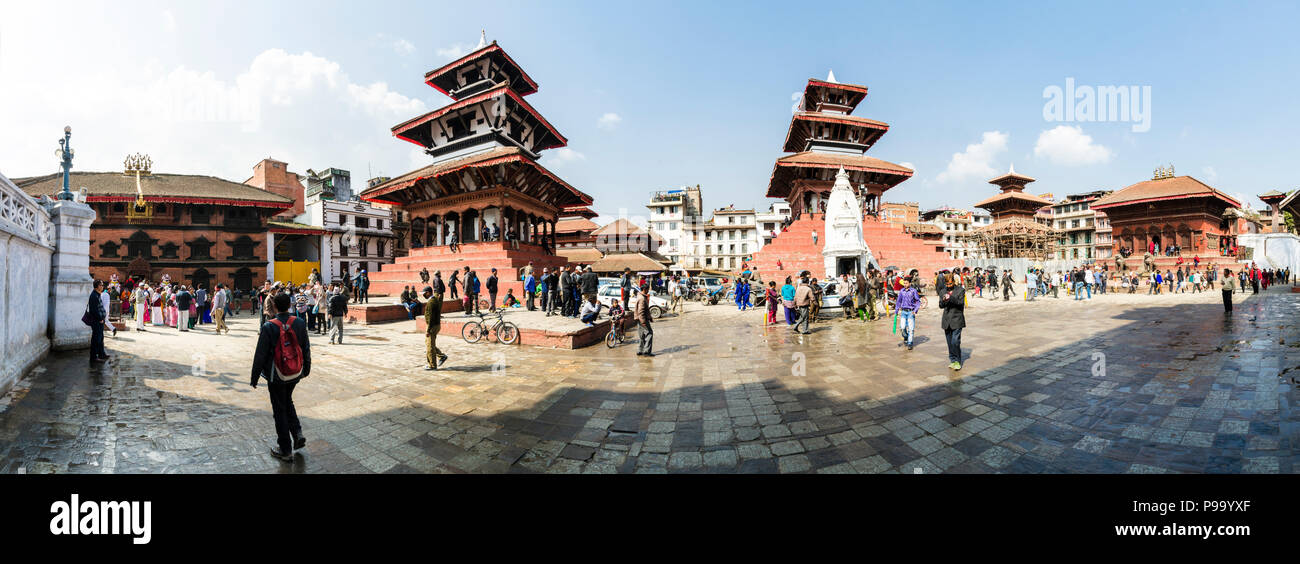 Panoramablick auf Kathmandu Durbar Square, Basantapur Durbar Square vor dem Erdbeben von 2015, UNESCO Weltkulturerbe, Kathmandu, Nepal Stockfoto