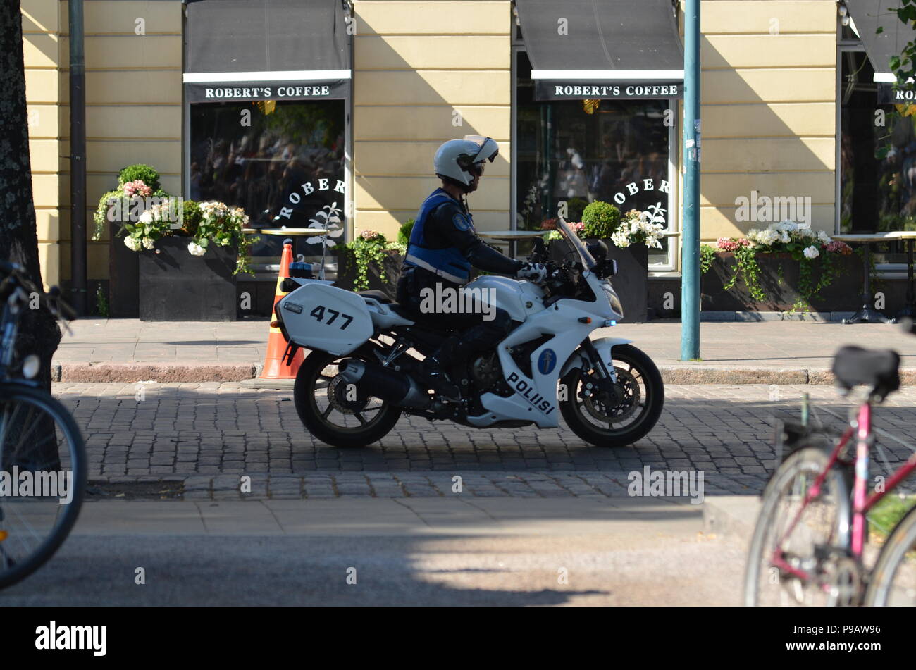 Helsinki, Finnland. 16. Juli 2018. Der US-amerikanische Präsident Donald Trump und der russische Präsident Wladimir Putin in Helsinki vor dem Gipfel von Helsinki 2018 Credit: S RB/Alamy leben Nachrichten Stockfoto