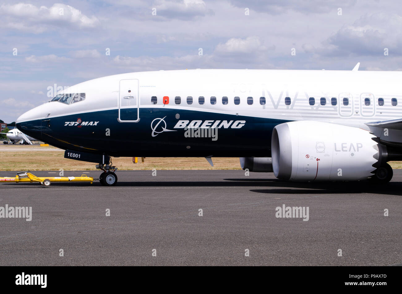 Boeing 737 MAX. 7 mit Boeing Logo auf der Nase. CFM LEAP-1B Motor Maschinenhaus mit Winkel für Rauschunterdrückung sichtbar. Farnborough Airshow drücken Sie Tag, dem 16. Juli 2018. Credit: Antony Nessel/Alamy leben Nachrichten Stockfoto