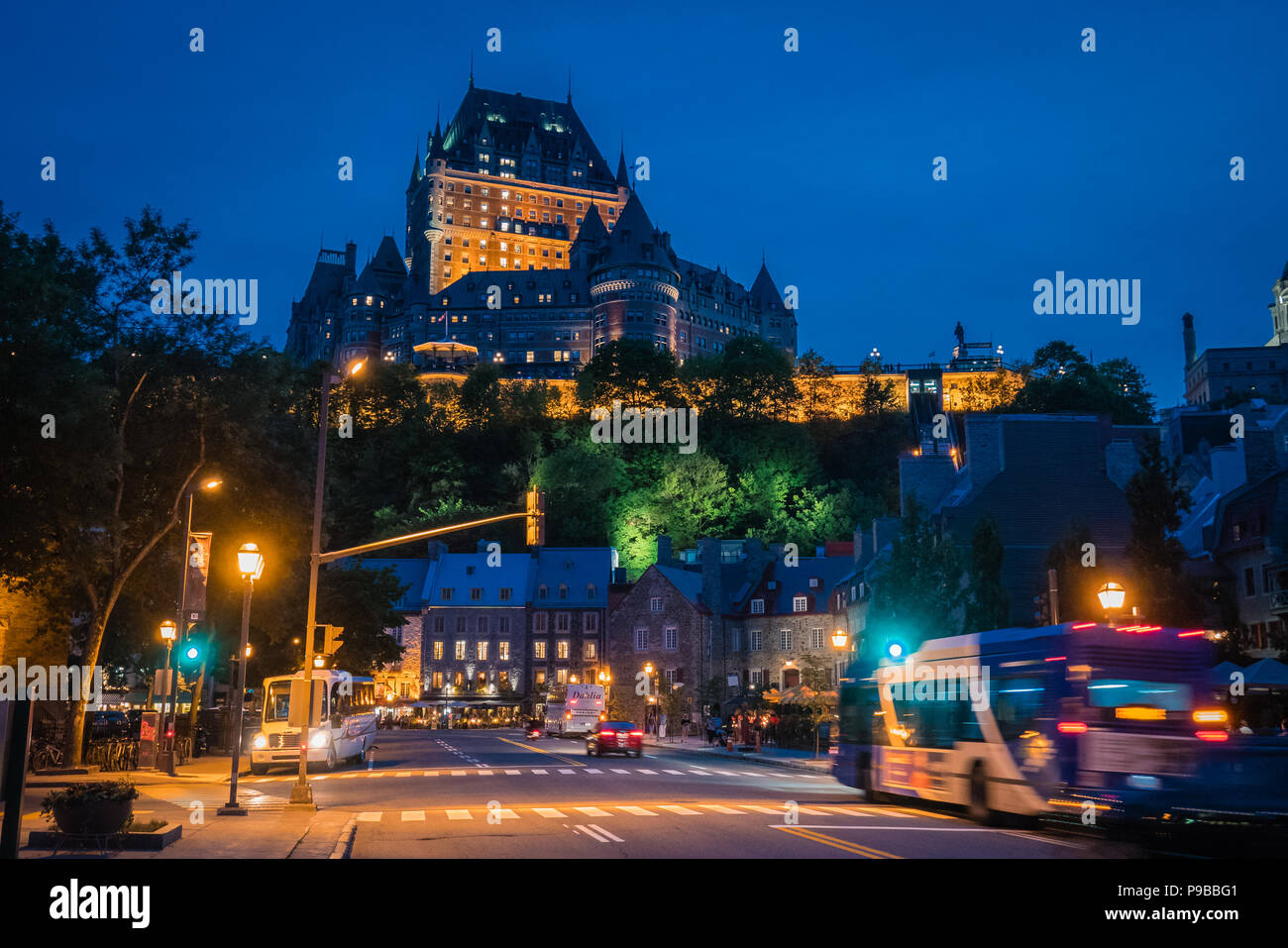 Chateau Frontenac luxuriöse historische Hotel Quebec City bei Nacht Stockfoto