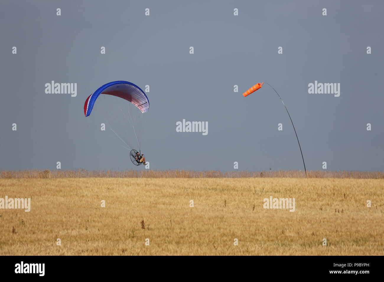 Powered Paragliding Festival, Peasemore Newbury, Berkshire England Stockfoto