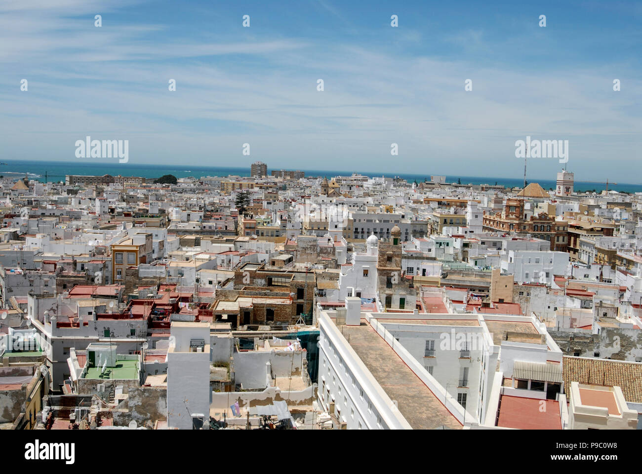 Skyline über die Altstadt von Cadiz in Andalusien / Provinz Cádiz - Spanien Stockfoto