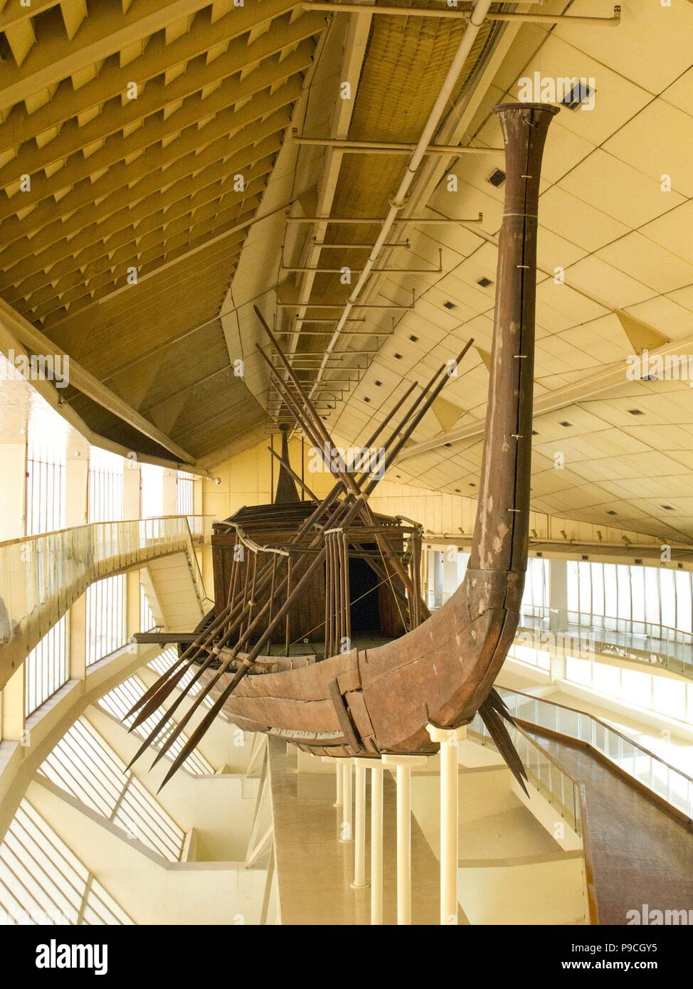 Die Cheops-pyramide Schiff. Museum: Cheops Pyramide Komplex, Giza. Stockfoto