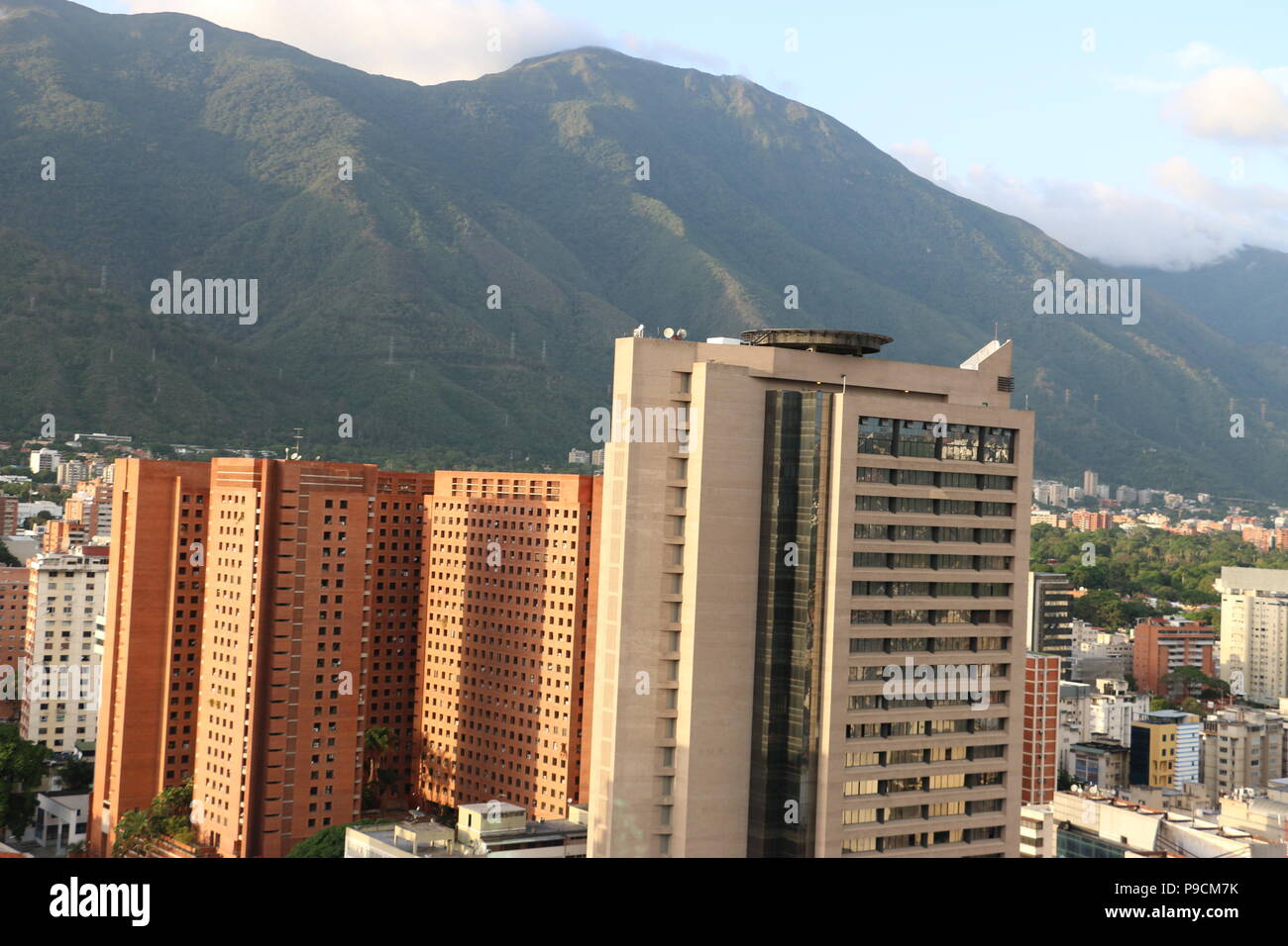 Sabana Grande, in Caracas von El Recreo Shopping Mall (Centro Comercial El Recreo). Fotos von Marcos Kirschstein und Vicente Quintero Stockfoto