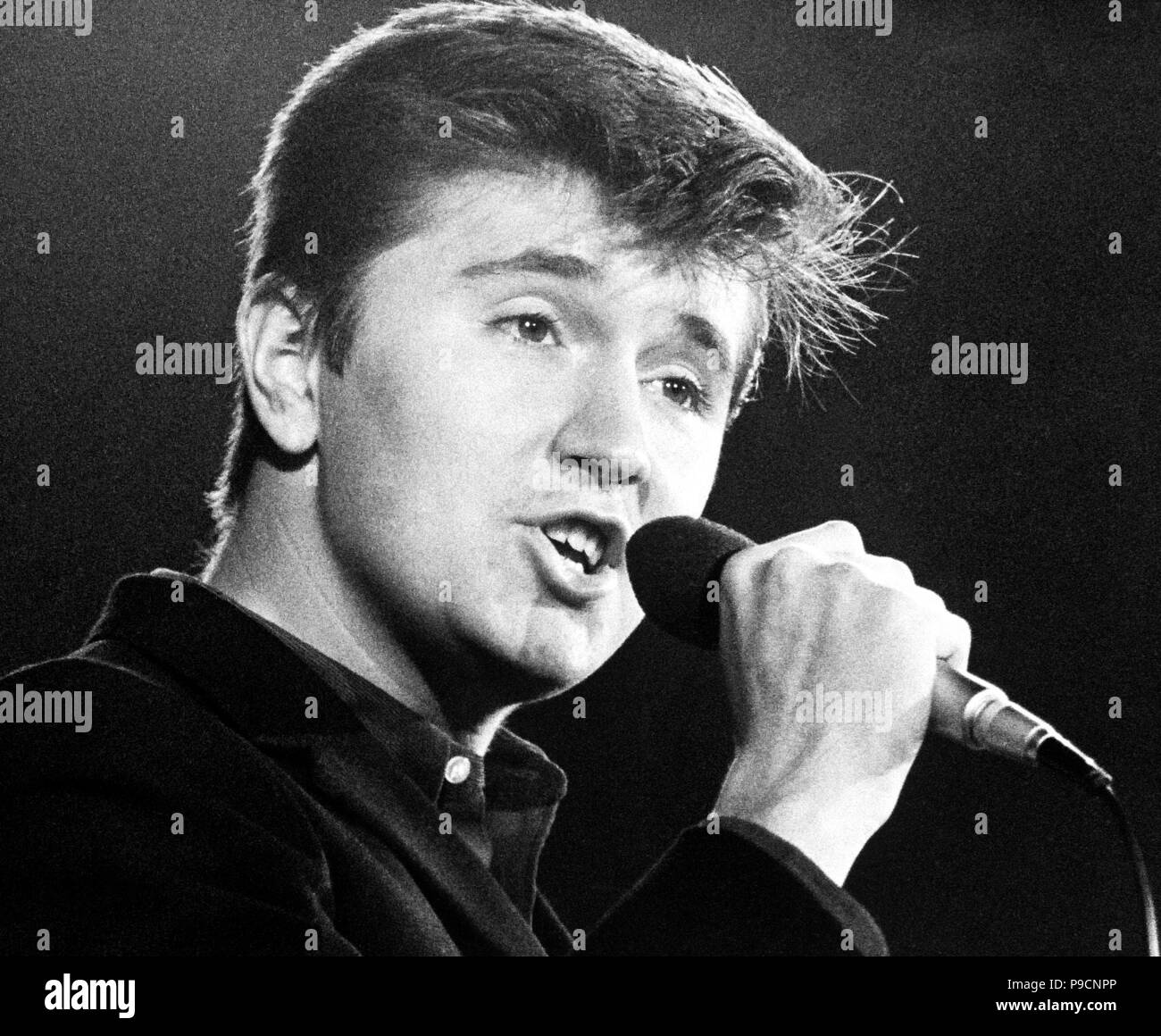 
Ammazza! 35+  Fatti su  Bobby Solo: Dischi ricordi, cgd, emi italiana, five record, pull, sifare edizioni musicali:
