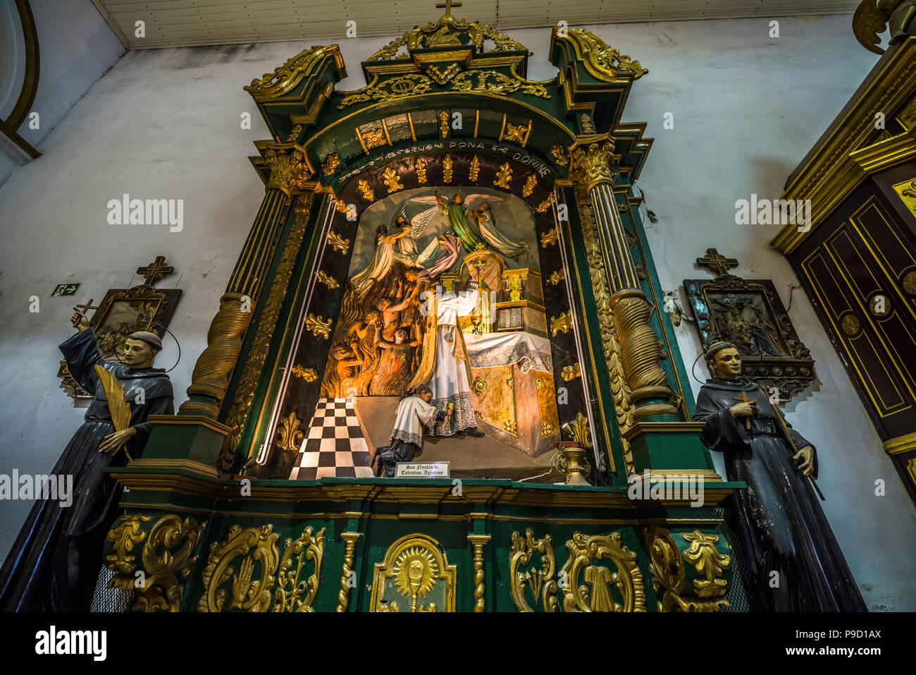 Innenraum der Kirche von San Jose glänzenden goldenen Altar, geschnitzt aus Holz & in Gold Flake lackiert. in Panama bereit zum Weltjugendtag (WJT) 2019 Stockfoto