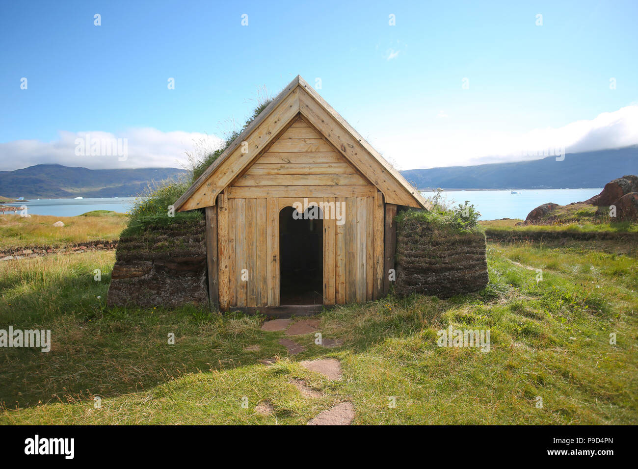 Die Außenseite des replica Viking Kirche, Brattahlid, Grönland Stockfoto
