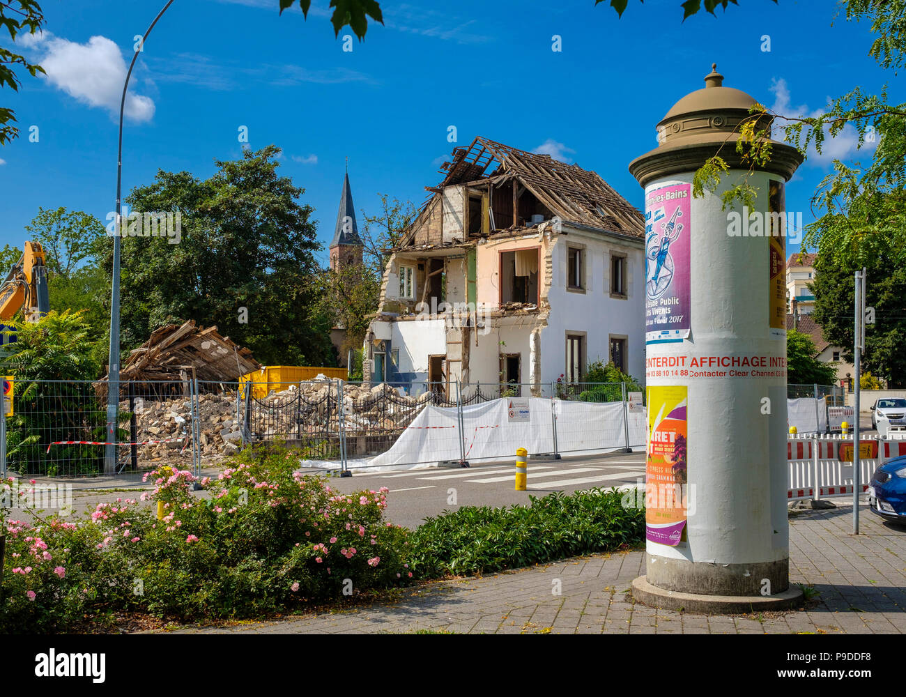 Straßburg, Säule-förmige Reklametafeln, abgerissen, Haus, Abriss, Elsass, Frankreich, Europa, Stockfoto