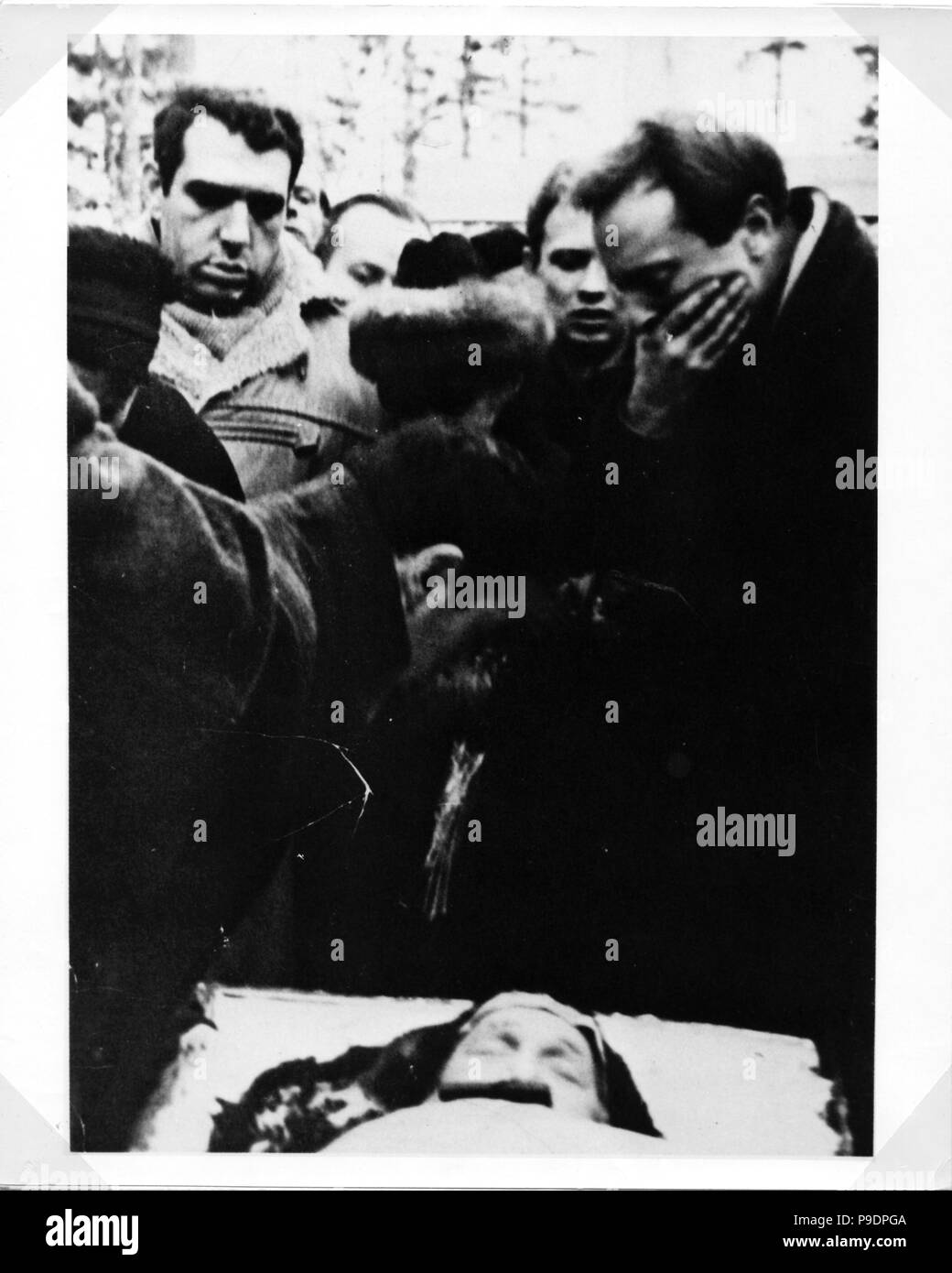 Joseph Brodsky auf Anna akhmatova's Funeral in 1966. Museum: private Sammlung. Stockfoto