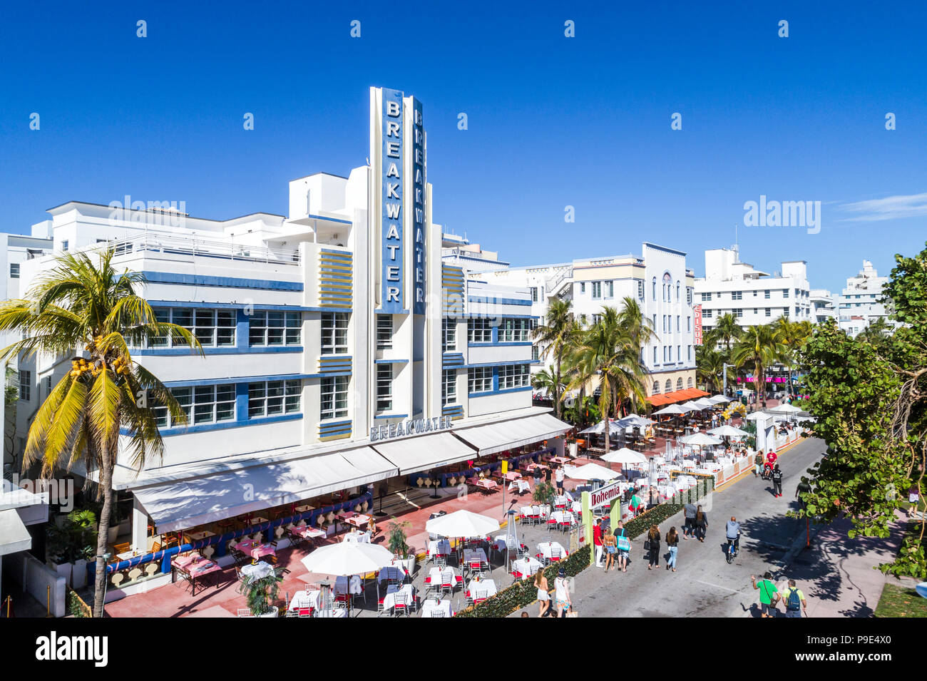 Miami Beach Florida, Ocean Drive, Breakwater, Hotel, Restaurant Restaurants Essen Essen Essen Essen Cafe Cafes, im Freien, Bürgersteig draußen Tische Essen Street Cafe, um Stockfoto