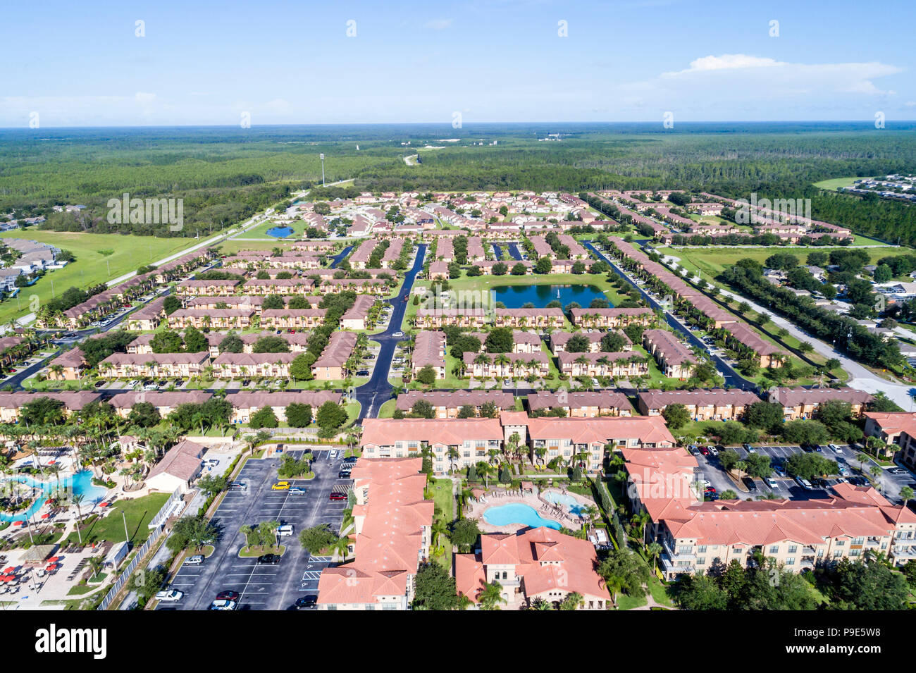 Orlando Florida, Davenport, Welcome Homes USA Regal Palms Resort Bella Piazza Resort, Island Club West, Wohngegend, Luftaufnahme von oben, FL18 Stockfoto
