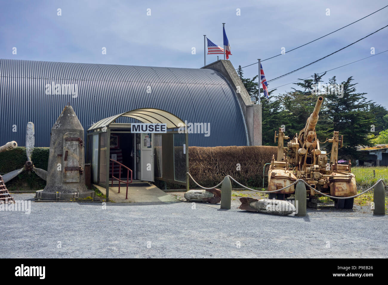 Eingang des Weltkrieges zwei D-Day Museum am Omaha Vierville-sur-Mer, Calvados, Normandie, Frankreich Stockfoto